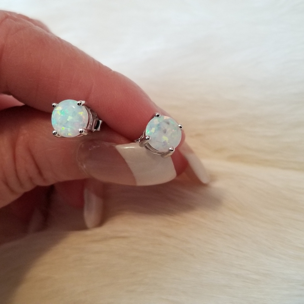 Sterling silver round white lab opal